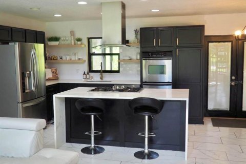 House in Wesley Chapel, Florida 3 bedrooms, 164.81 sq.m. № 1343608 - photo 3