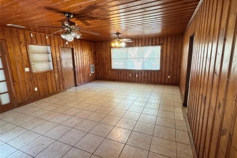 House in Winter Haven, Florida 4 bedrooms, 177.26 sq.m. № 1898678 - photo 2