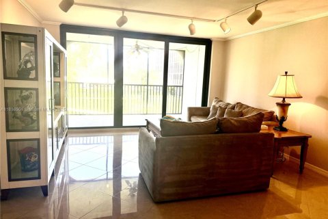 Condo in Deerfield Beach, Florida, 2 bedrooms  № 1933658 - photo 13