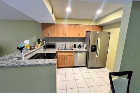 Copropriété à louer à Lauderhill, Floride: 1 chambre, 74.32 m2 № 2243881 - photo 8