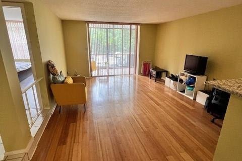 Copropriété à louer à Lauderhill, Floride: 1 chambre, 74.32 m2 № 2243881 - photo 11