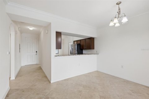 Copropriété à vendre à Lakewood Ranch, Floride: 2 chambres, 104.14 m2 № 2378255 - photo 7
