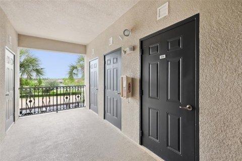 Copropriété à vendre à Lakewood Ranch, Floride: 2 chambres, 104.14 m2 № 2378255 - photo 4