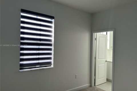 Touwnhouse à louer à Miami, Floride: 3 chambres, 170.01 m2 № 1871879 - photo 30
