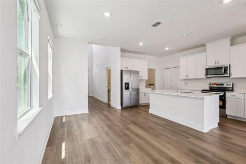 Casa en venta en Minneola, Florida, 4 dormitorios, 193.42 m2 № 2234558 - foto 10