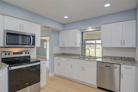 Casa en venta en Punta Gorda, Florida, 3 dormitorios, 142.79 m2 № 1679104 - foto 8