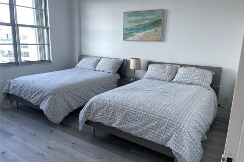 Condo in Miami Beach, Florida, 2 bedrooms  № 1864288 - photo 2