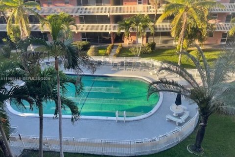 Снять в аренду кондоминиум в Халландейл-Бич, Флорида 1 спальня, 61.32м2, № 2030704 - фото 19