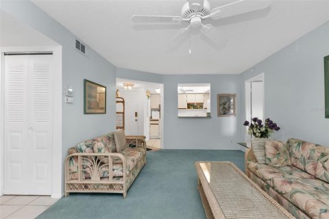 Copropriété à vendre à Port Charlotte, Floride: 3 chambres, 93.92 m2 № 2218814 - photo 13