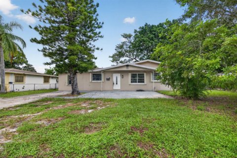 Casa en Stuart, Florida 3 dormitorios, 124.86 m2 № 2387812