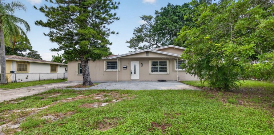 Casa en Stuart, Florida 3 dormitorios, 124.86 m2 № 2387812