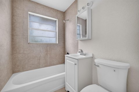 Casa en venta en Stuart, Florida, 3 dormitorios, 124.86 m2 № 2387812 - foto 26