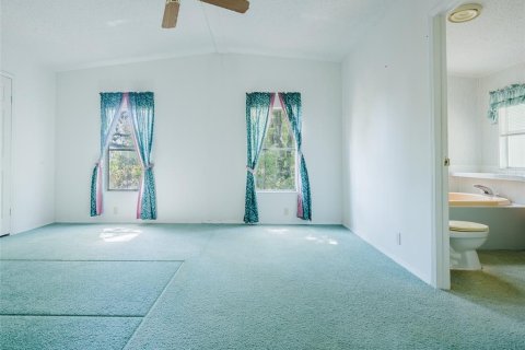 House in Newberry, Florida 3 bedrooms, 137.12 sq.m. № 1649328 - photo 10