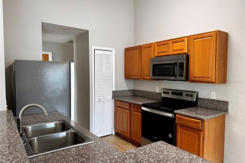 House in Orlando, Florida 2 bedrooms, 104.52 sq.m. № 1827817 - photo 7