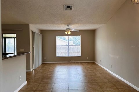 House in Orlando, Florida 2 bedrooms, 104.52 sq.m. № 1827817 - photo 4