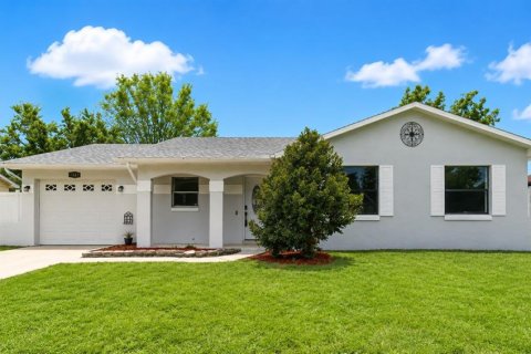 Villa ou maison à Casselberry, Floride 3 chambres, 116.69 m2 № 2317397