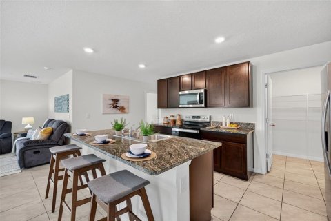 Villa ou maison à vendre à Bradenton, Floride: 5 chambres, 225.57 m2 № 1903612 - photo 11