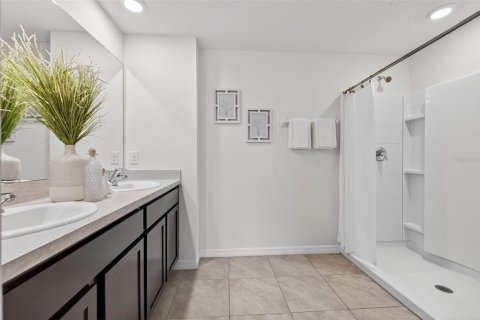 Casa en venta en Bradenton, Florida, 5 dormitorios, 225.57 m2 № 1903612 - foto 30