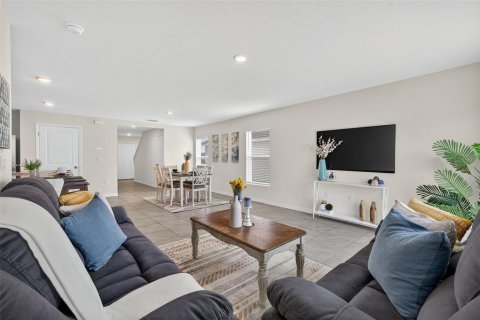 Casa en venta en Bradenton, Florida, 5 dormitorios, 225.57 m2 № 1903612 - foto 16