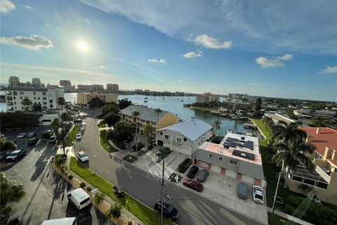 Condominio en venta en Clearwater, Florida, 1 dormitorio, 70.61 m2 № 1258747 - foto 23