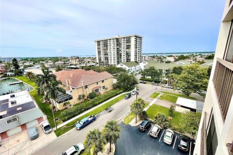 Condominio en venta en Clearwater, Florida, 1 dormitorio, 70.61 m2 № 1258747 - foto 27