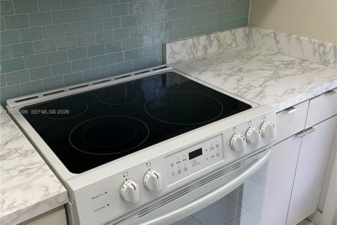 Copropriété à vendre à Hallandale Beach, Floride: 1 chambre, 59.46 m2 № 1998593 - photo 29