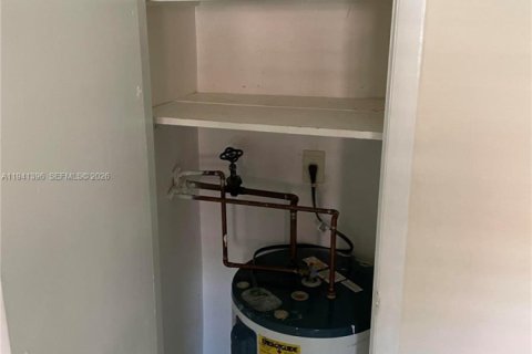 Copropriété à vendre à Hallandale Beach, Floride: 1 chambre, 59.46 m2 № 1998593 - photo 19