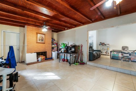 Купить виллу или дом в Майами, Флорида 3 спальни, 217.95м2, № 1974814 - фото 9