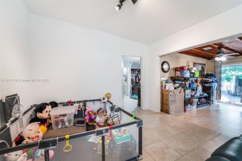 Купить виллу или дом в Майами, Флорида 3 спальни, 217.95м2, № 1974814 - фото 6