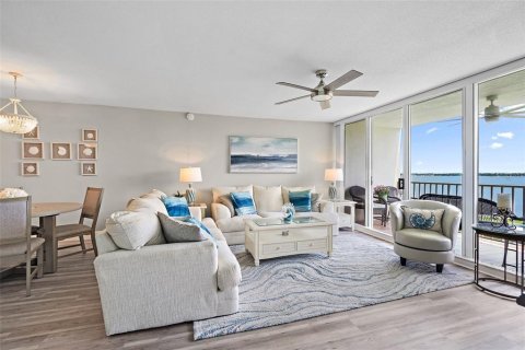 Condominio en venta en Saint Petersburg, Florida, 2 dormitorios, 116.59 m2 № 1823091 - foto 16