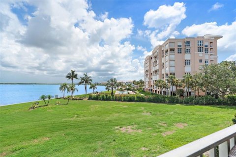 Condominio en venta en Saint Petersburg, Florida, 2 dormitorios, 116.59 m2 № 1823091 - foto 7