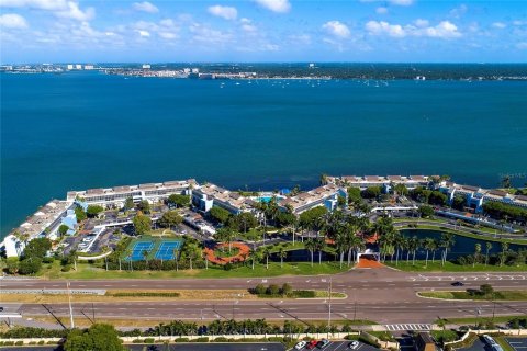 Condominio en venta en Saint Petersburg, Florida, 2 dormitorios, 116.59 m2 № 1823091 - foto 4