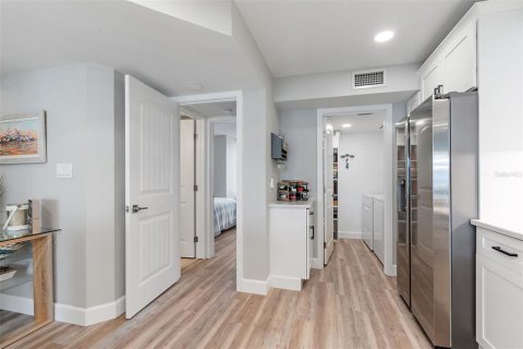 Condominio en venta en Saint Petersburg, Florida, 2 dormitorios, 116.59 m2 № 1823091 - foto 12