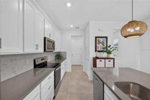 House in Ocala, Florida 2 bedrooms, 153.85 sq.m. № 2210045 - photo 19
