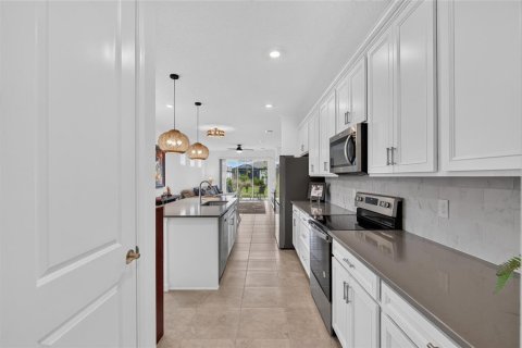 House in Ocala, Florida 2 bedrooms, 153.85 sq.m. № 2210045 - photo 20