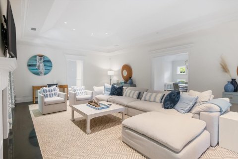 House in Palm Beach, Florida 4 bedrooms, 314.85 sq.m. № 2087645 - photo 6