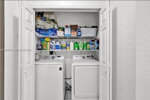 Снять в аренду виллу или дом в Майами, Флорида 4 спальни, 131.09м2, № 2017807 - фото 12