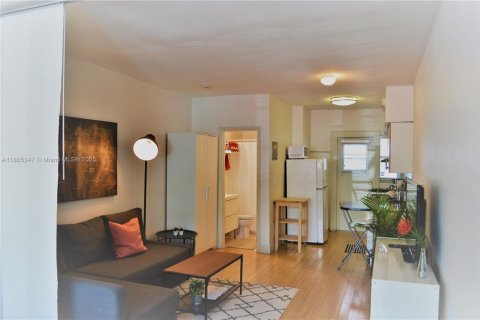 Copropriété à louer à Miami Beach, Floride: 43.48 m2 № 1894275 - photo 6