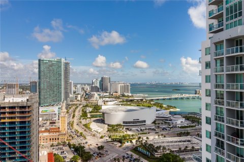 Condo in Miami, Florida, 2 bedrooms № 2183147