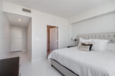 Condo in Miami, Florida, 2 bedrooms № 2183147 - photo 20