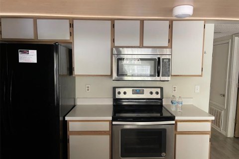 Купить кондоминиум в Киссимми, Флорида 6 комнат, 123.19м2, № 1288265 - фото 12