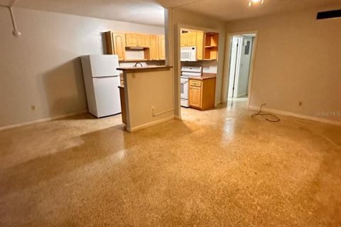 Appartement à louer à Kissimmee, Floride: 2 chambres, 73.39 m2 № 2219004 - photo 3