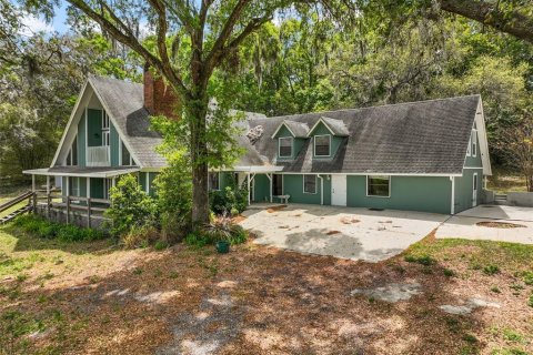 House in Eustis, Florida 6 bedrooms, 471.11 sq.m. № 1628508 - photo 27
