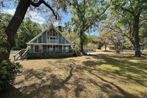 House in Eustis, Florida 6 bedrooms, 471.11 sq.m. № 1628508 - photo 1