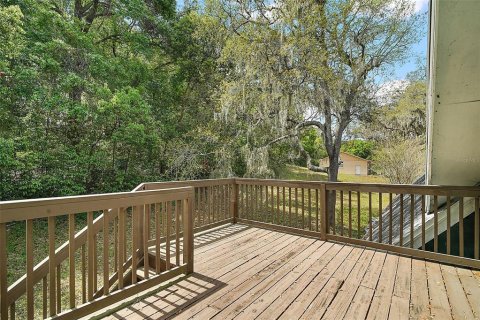 House in Eustis, Florida 6 bedrooms, 471.11 sq.m. № 1628508 - photo 16