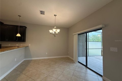 Touwnhouse à louer à Wesley Chapel, Floride: 3 chambres, 167.32 m2 № 2167648 - photo 9