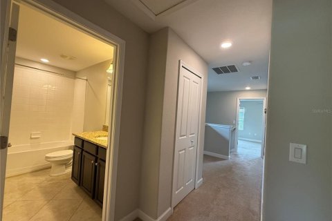 Touwnhouse à louer à Wesley Chapel, Floride: 3 chambres, 167.32 m2 № 2167648 - photo 25
