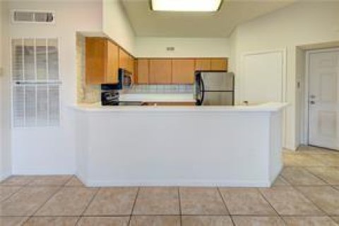 Copropriété à louer à Fort Lauderdale, Floride: 2 chambres, 79.71 m2 № 2078701 - photo 3