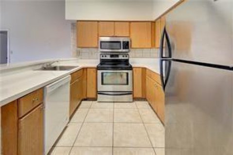 Copropriété à louer à Fort Lauderdale, Floride: 2 chambres, 79.71 m2 № 2078701 - photo 4