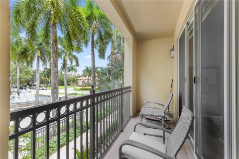 Copropriété à vendre à Sunrise, Floride: 2 chambres, 162.86 m2 № 2301494 - photo 24